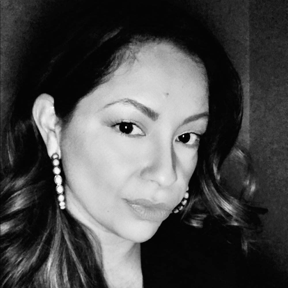 Meet your Posher, Vanessa